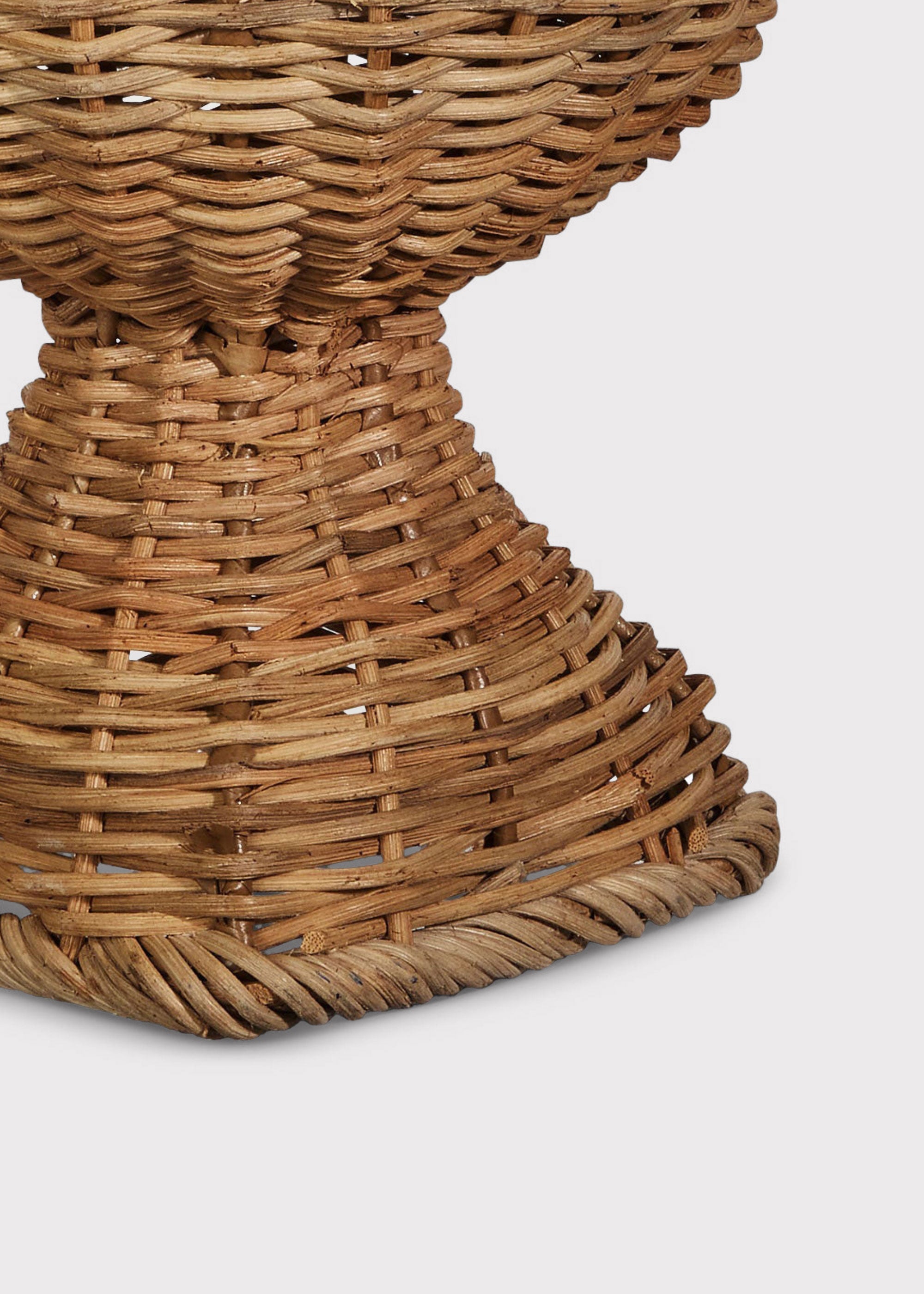 Woven Rattan Urn Planter Pot for Entryway Arrangement