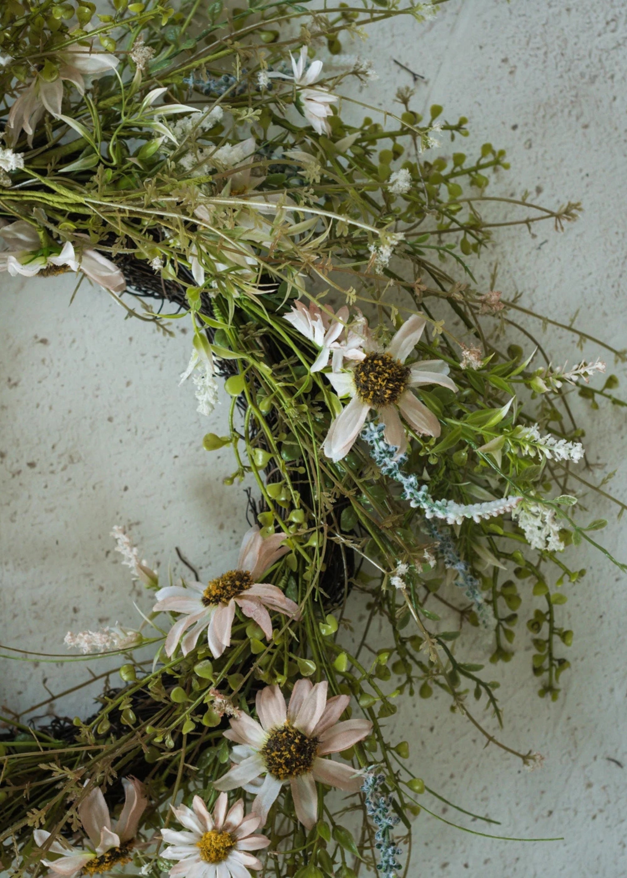 Pink Artificial Pale Pink Wildflower Wreath for Table Centerpiece
