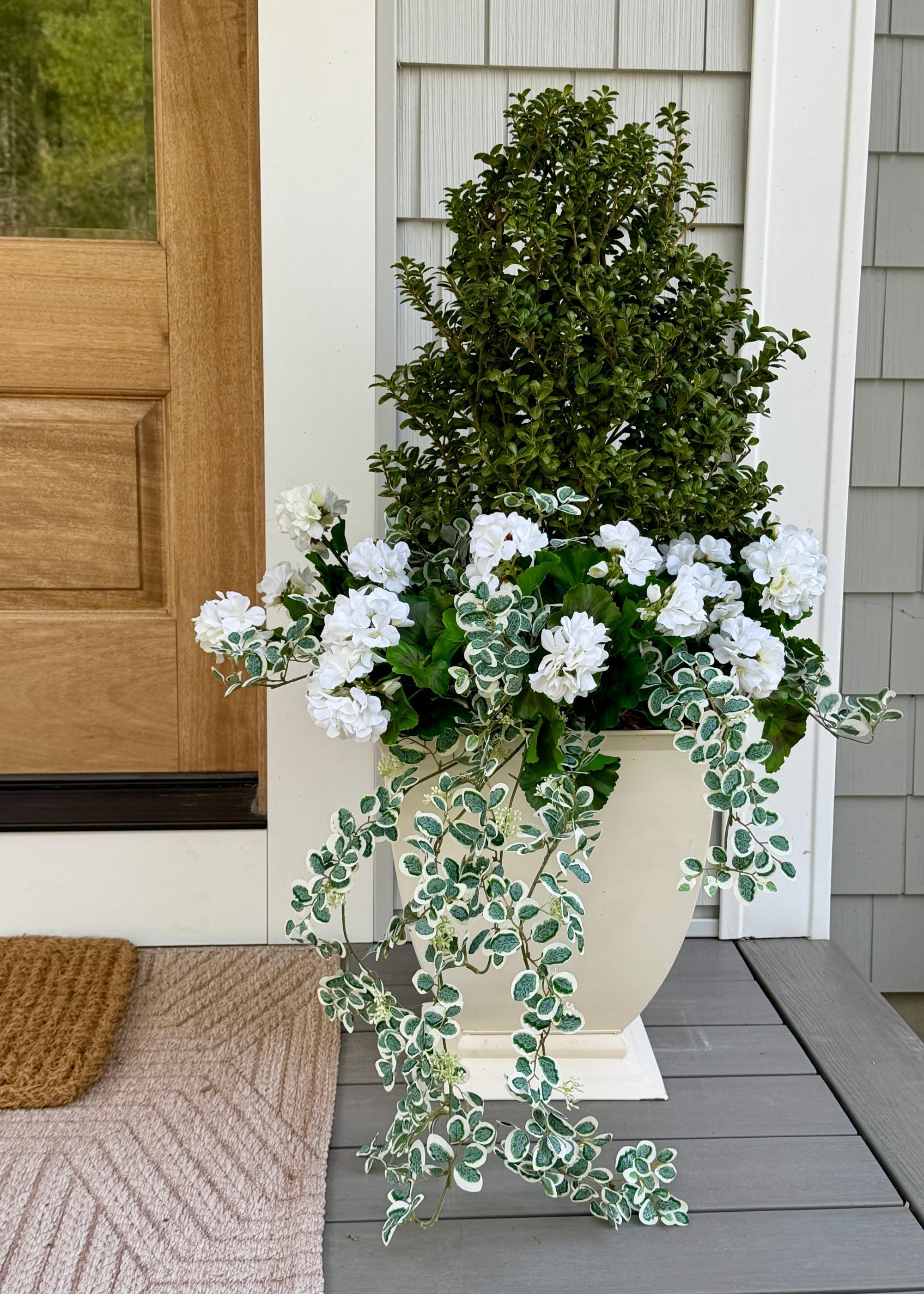 Green Artificial Leaf Bush for Table Centerpiece