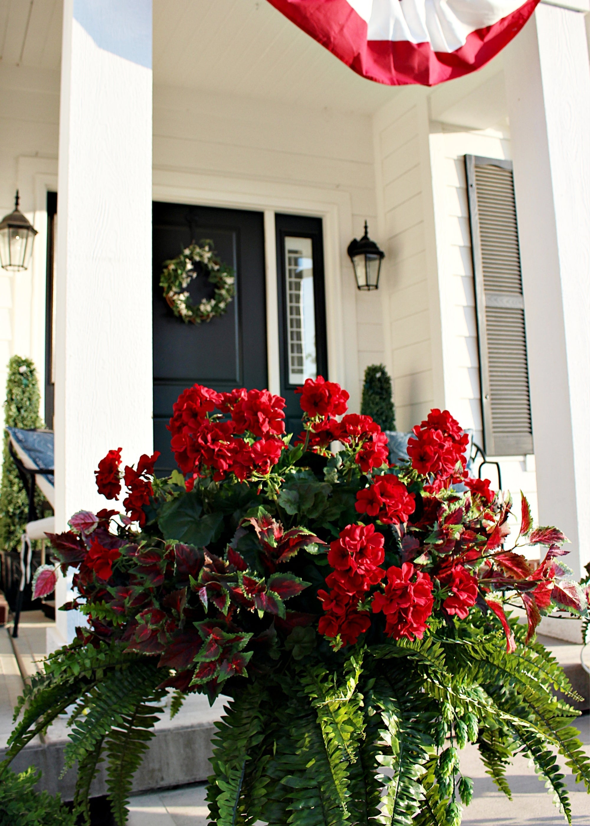 Green Artificial Fern Bush for Table Centerpiece