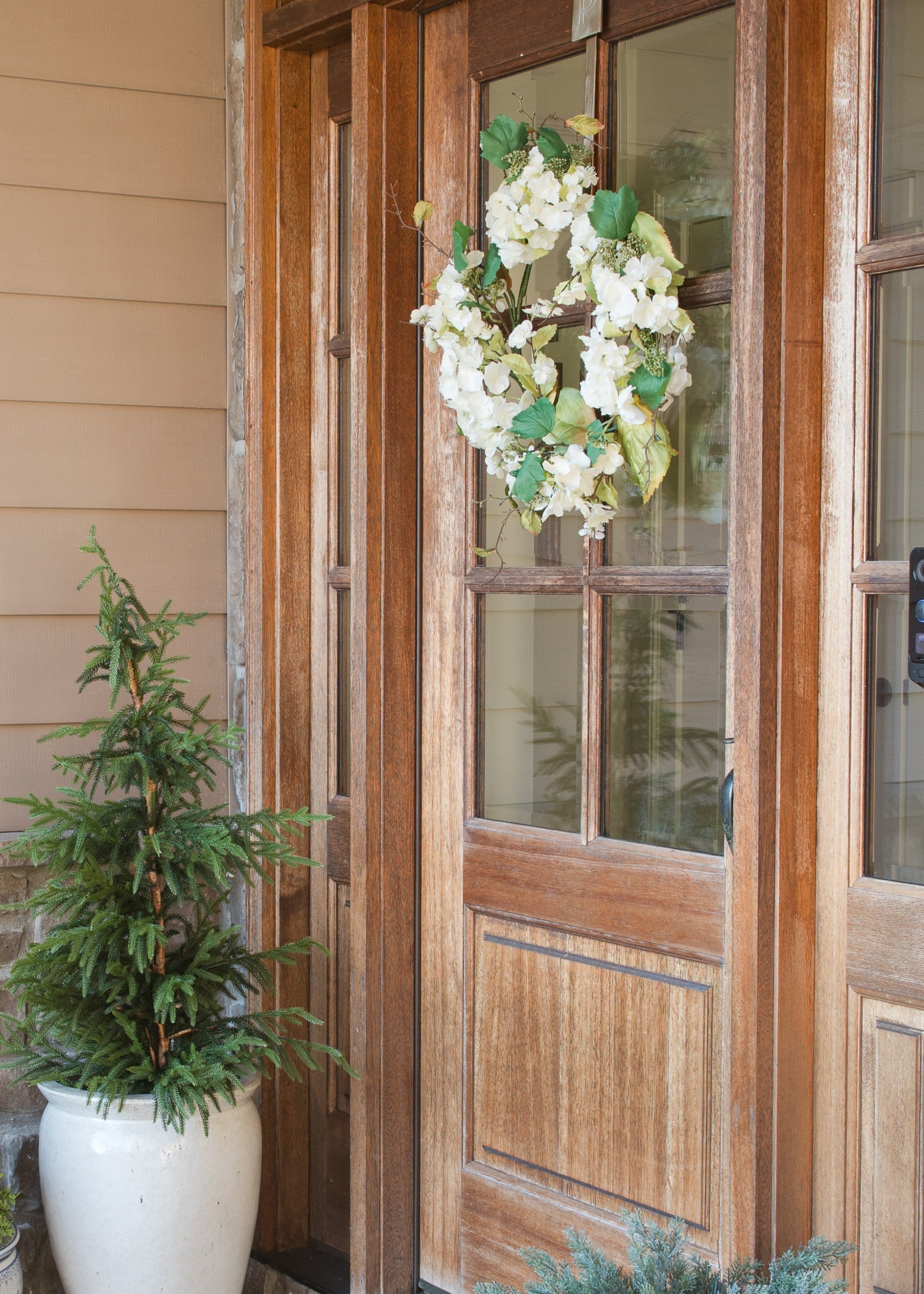 Cream Green Artificial Hydrangea Wreath for Home Decor