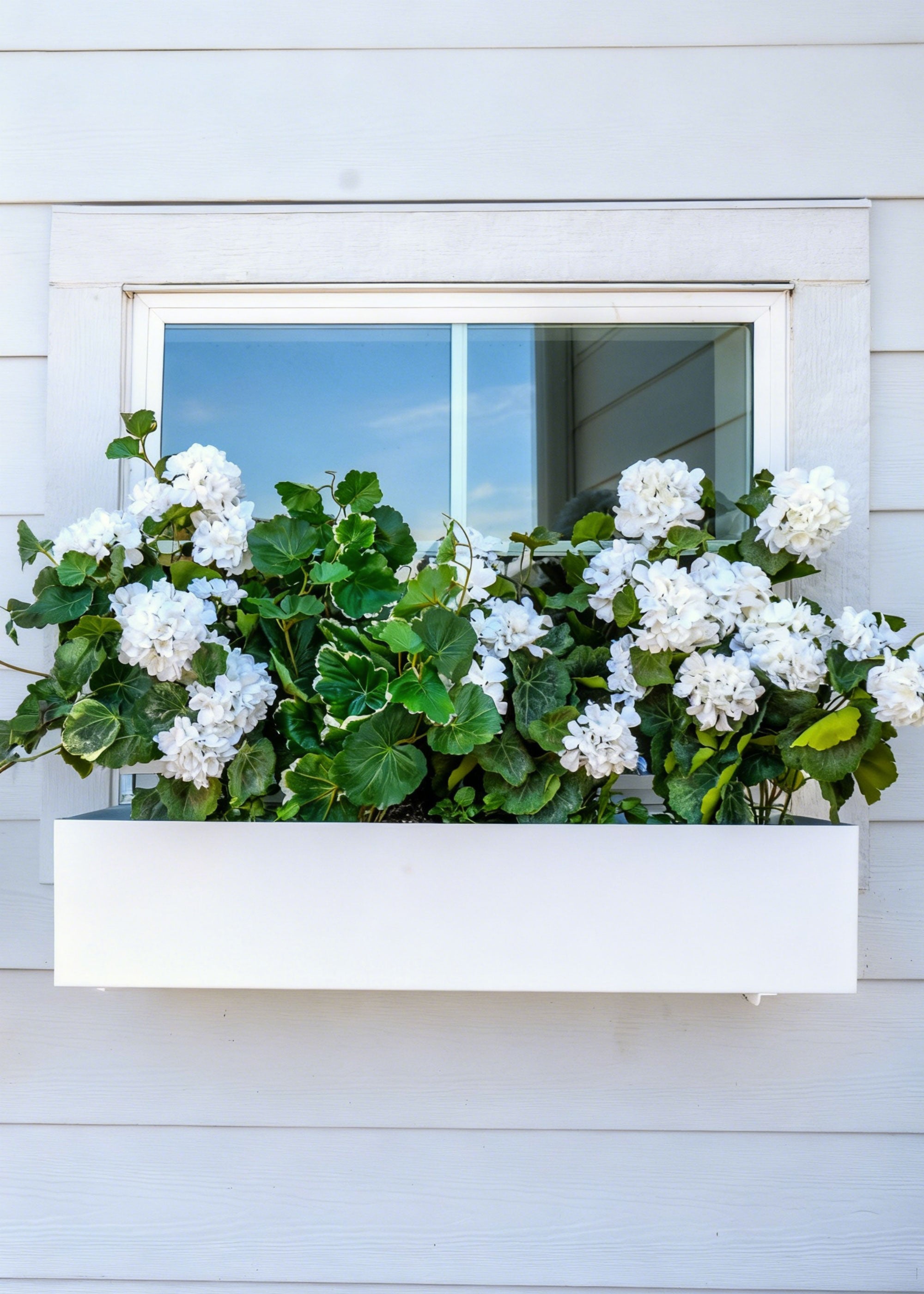 Artificial Geranium Bush for Home Decor
