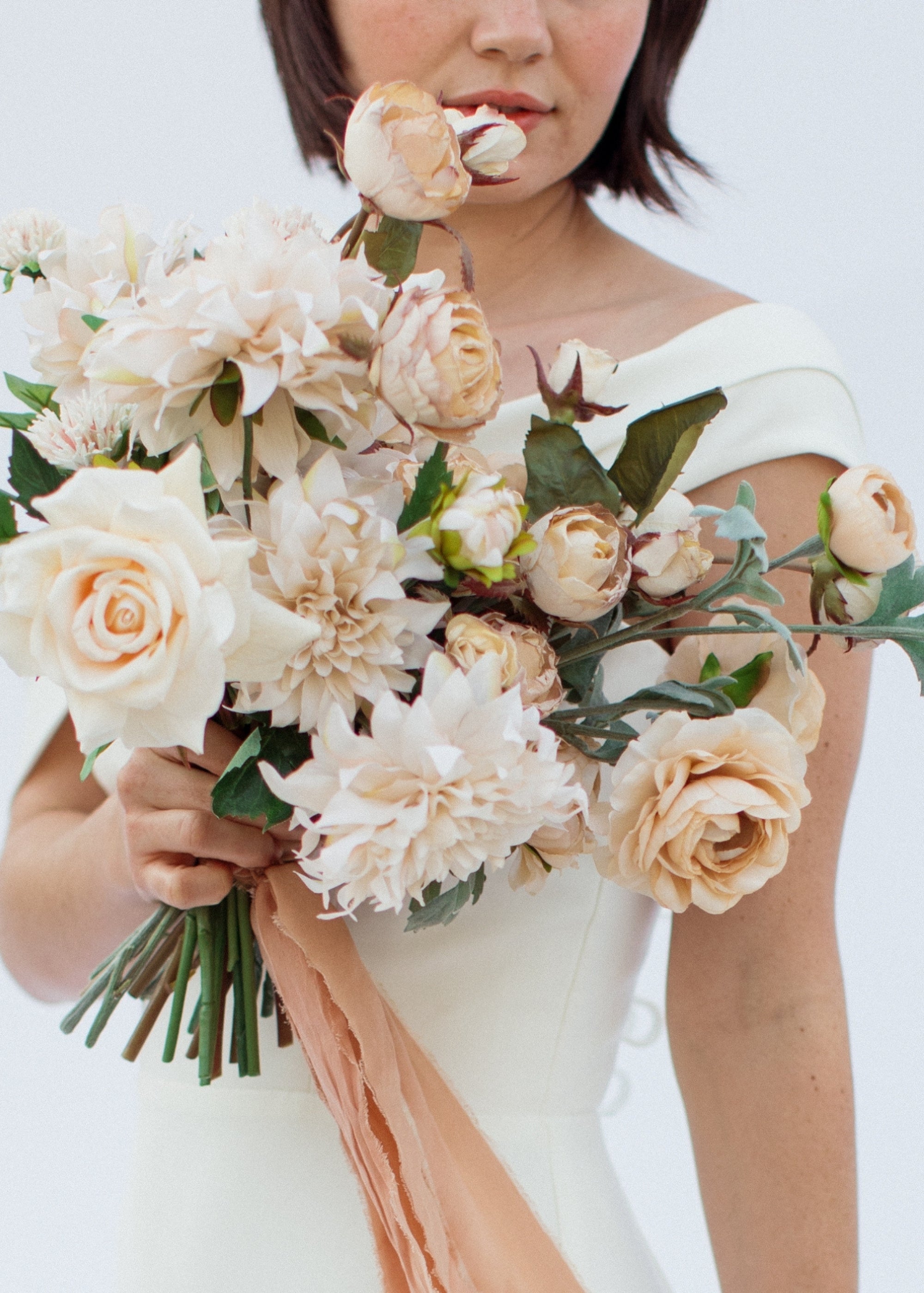 Beige Artificial Rose Stem for Table Centerpiece