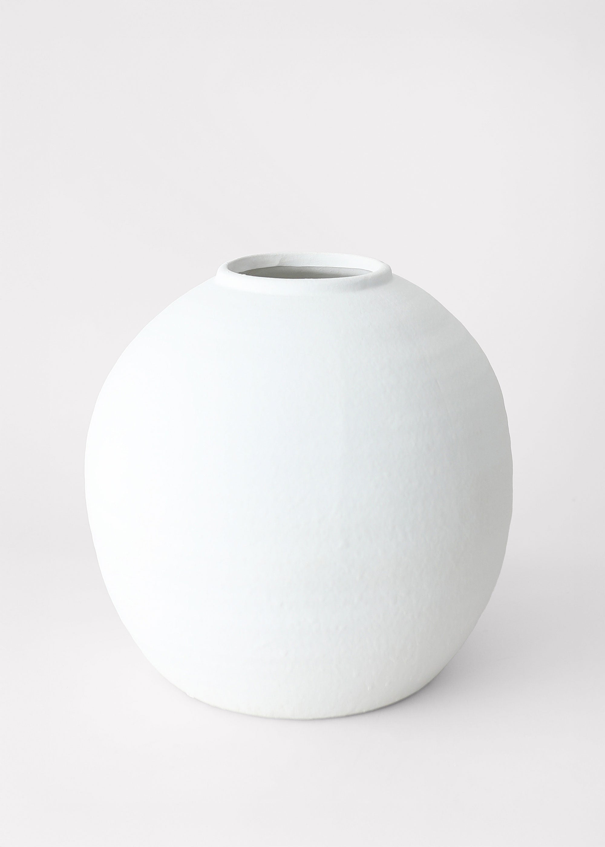 White Concrete Konos Vase for Vase Styling