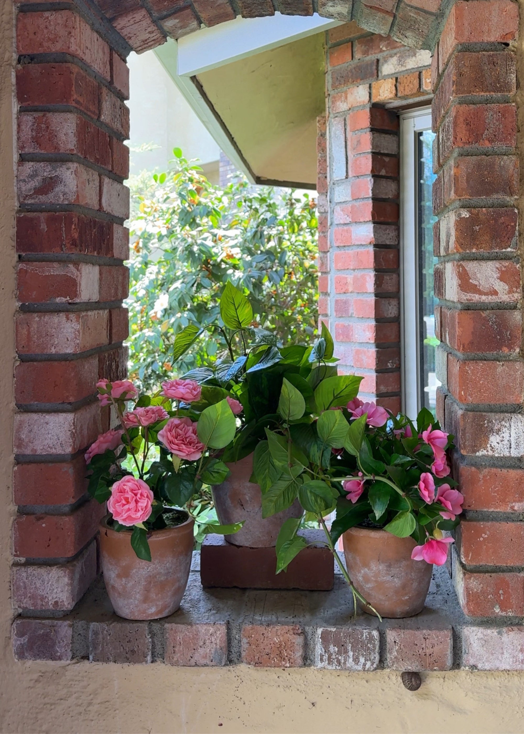 Green Artificial Outdoor Pothos Real Touch Potted for Table Centerpiece