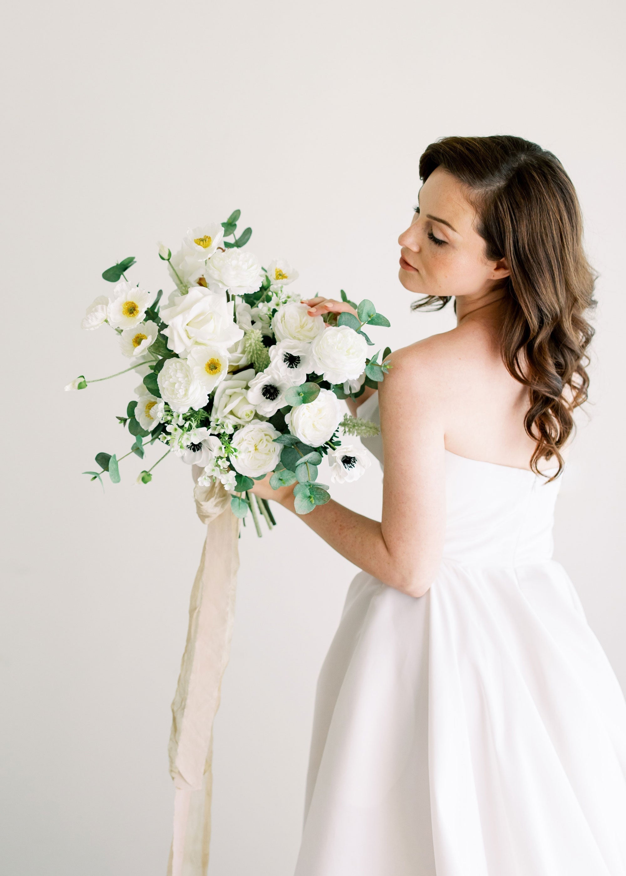 White Artificial Ranunculus Stem for Table Centerpiece