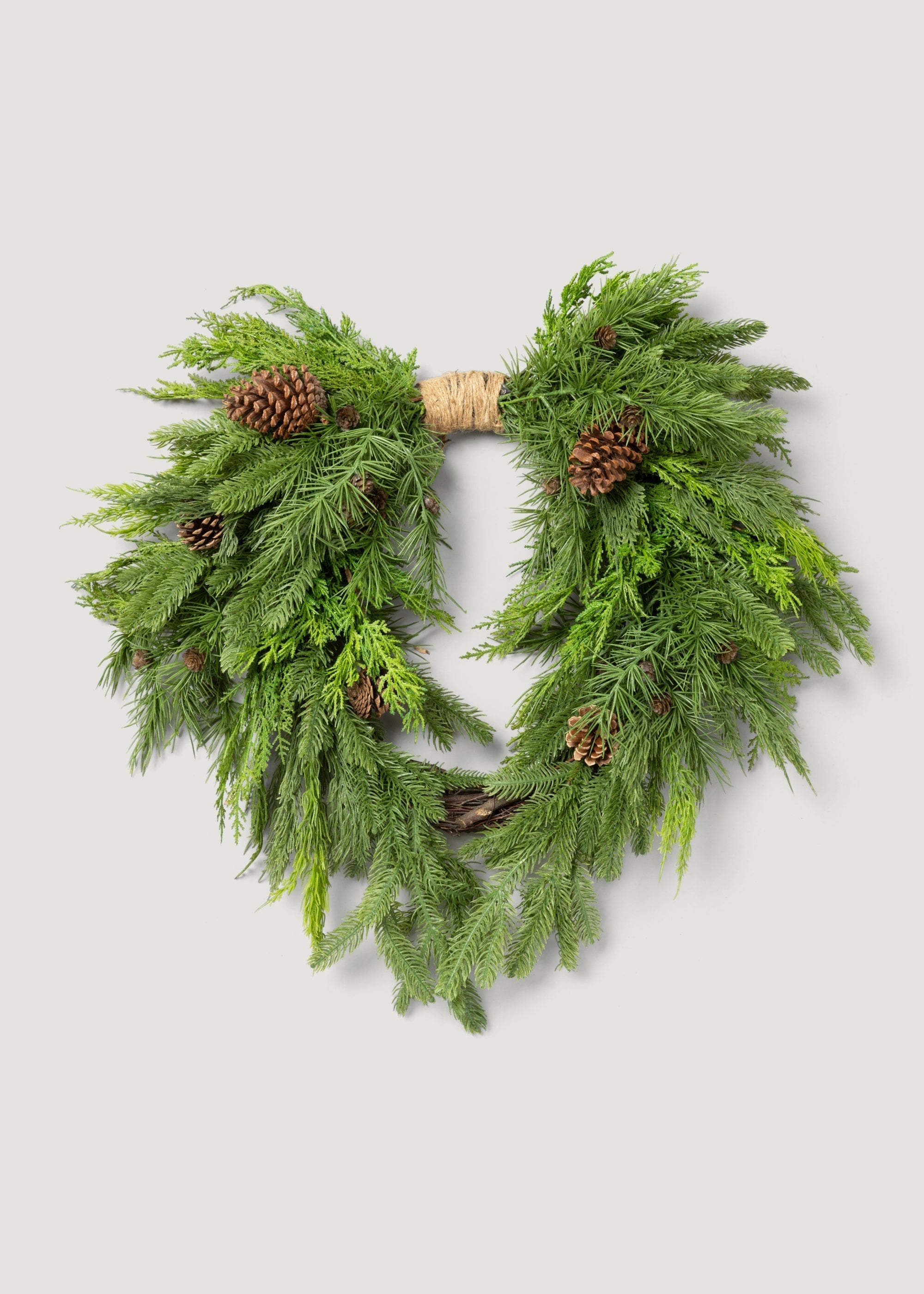 Green Artificial Pine Wreath for Vase Styling