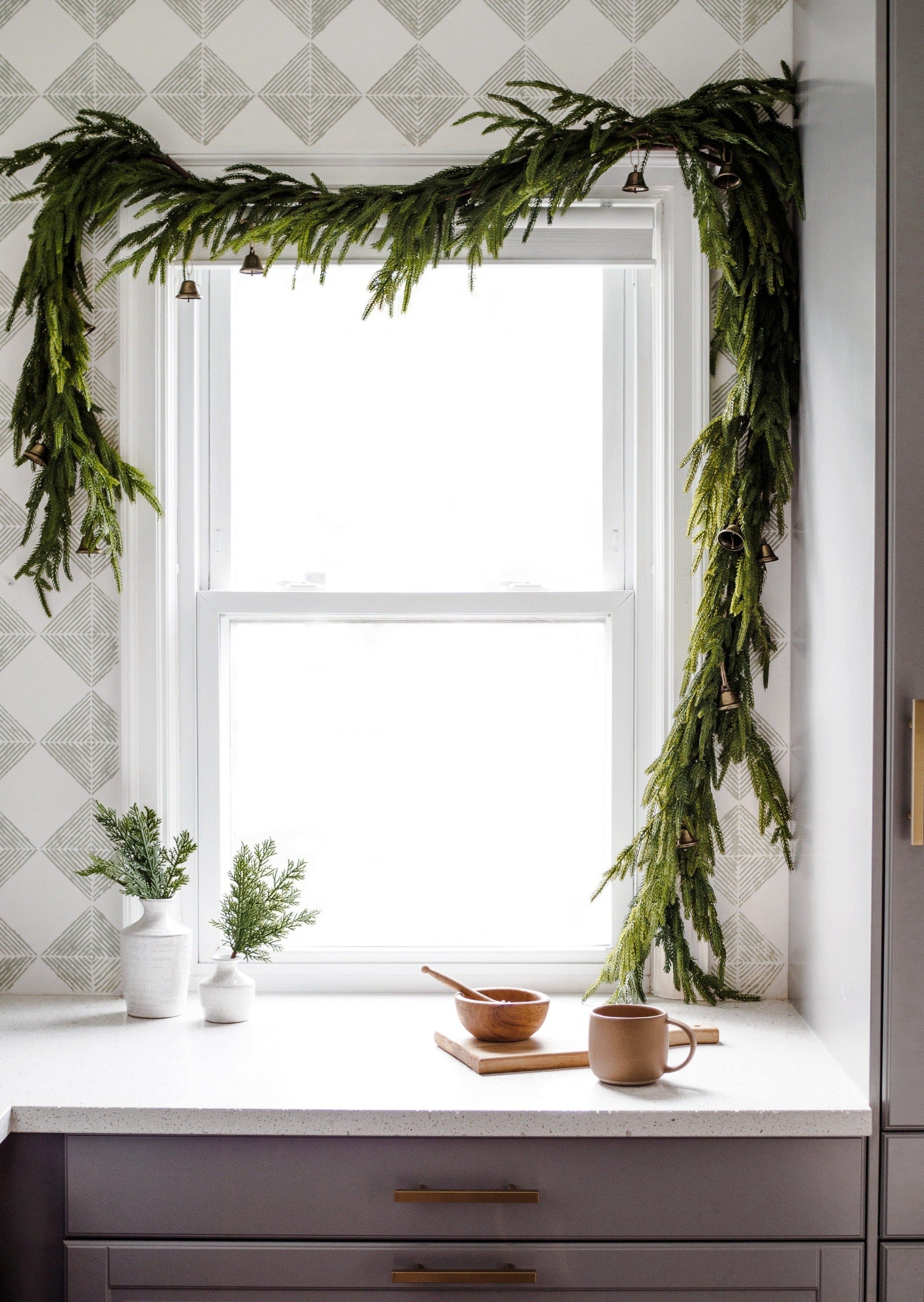 Brown Artificial Pine Garland for Table Centerpiece